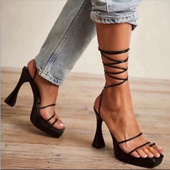 Jeffrey Campbell Prima Donna Strappy Heeled Sandal 9 - Picture 2 of 15
